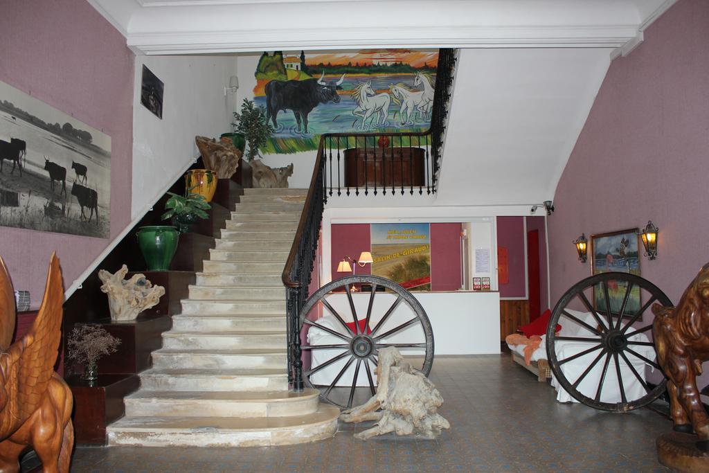 Hotel Restaurant La Camargue Salin-de-Giraud Buitenkant foto