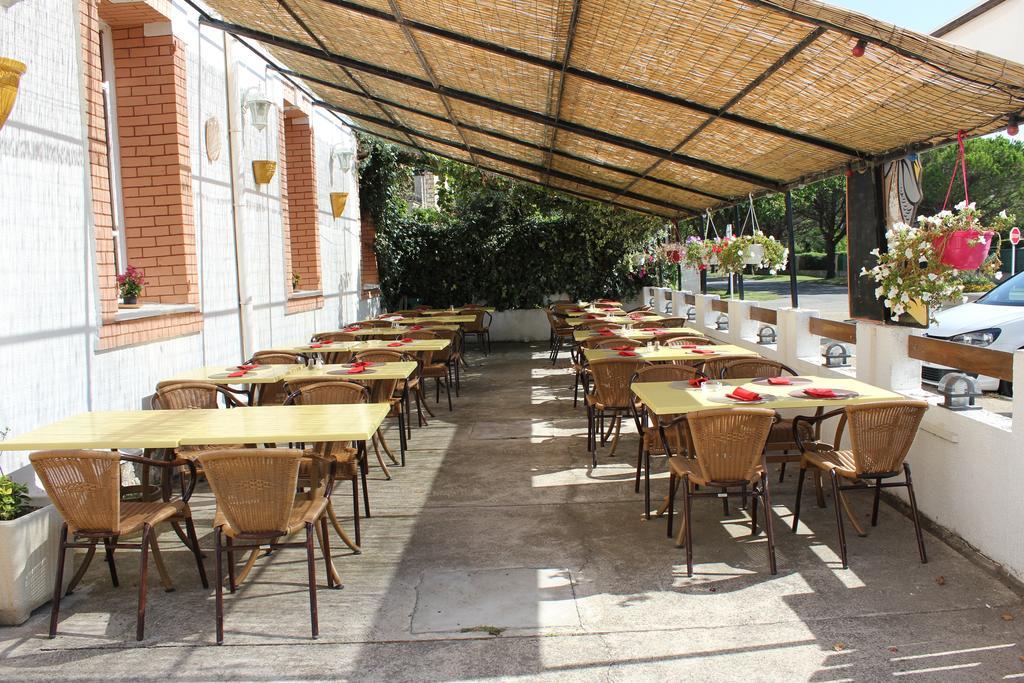 Hotel Restaurant La Camargue Salin-de-Giraud Buitenkant foto